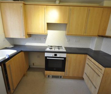 2 bedroom semi-detached house to rent - Photo 4