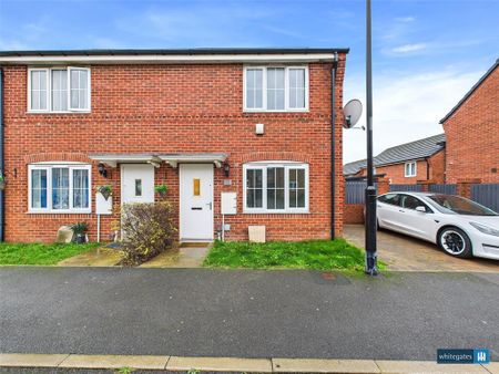 2 bedroom semi-detached house to rent - Photo 4