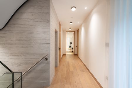 Lateral living at it’s finest in the heart of Mayfair - Photo 4
