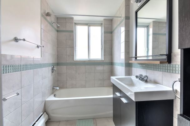 3635 Av. Ridgewood, #208 - Photo 1