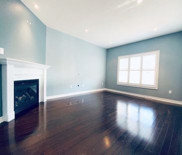 For Lease - 29 Florence Drive, Whitby, Ontario - Photo 2