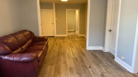 For Lease - 1072 Dundas Street Unit# 3, London East, Ontario - Photo 4