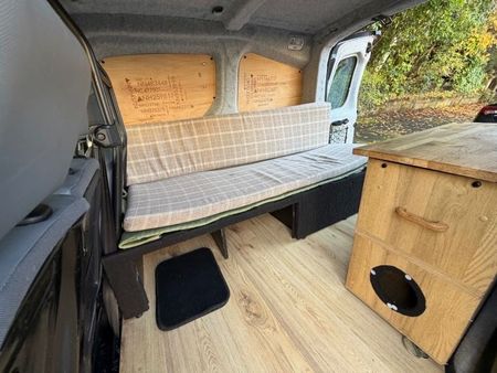 1 Bed Mobile Home, Borough High Street, SE1 - Photo 3