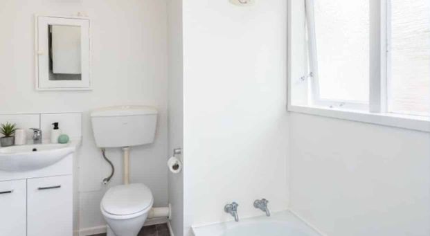 Karori Living – Two Bedroom Flat for Rent - Photo 1