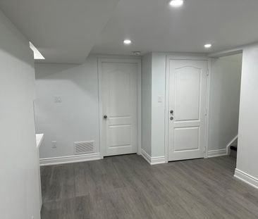 For Lease - 6903 Cumberland Court Unit# Unit 2, Niagara Falls, Ontario - Photo 4