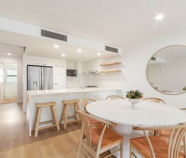 FURNISHED BEACHSIDE APARTMENT - Photo 5