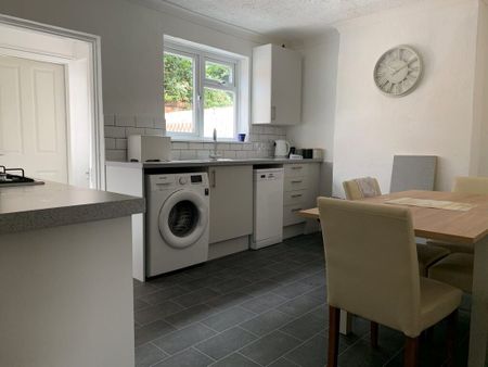 2 Bed Student Accommodation - Photo 5