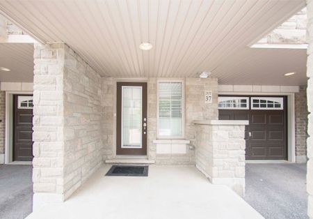 For Lease - 2435 Greenwich Drive Unit# 37, Oakville, Ontario - Photo 2