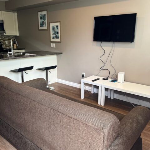 Lexington Manor Furnished - Photo 1