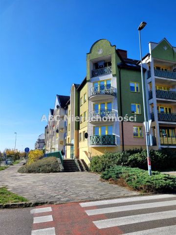 Słoneczne 2-pokojowe mieszkanie z dużym balkonem - Photo 4