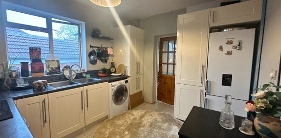 Room in a Shared Flat, North Harrow, HA2 - Photo 2