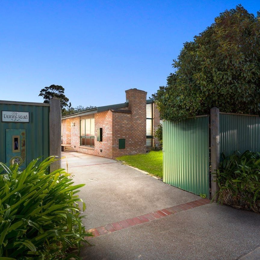 211 Dunns Road, Mornington - Photo 1