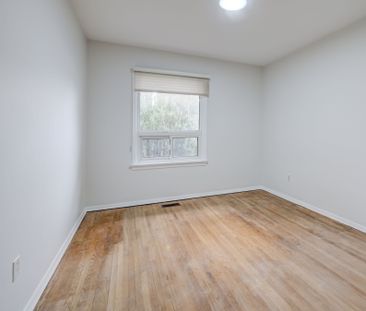 For Lease - 542 Trudale Court, Oakville, Ontario - Photo 5