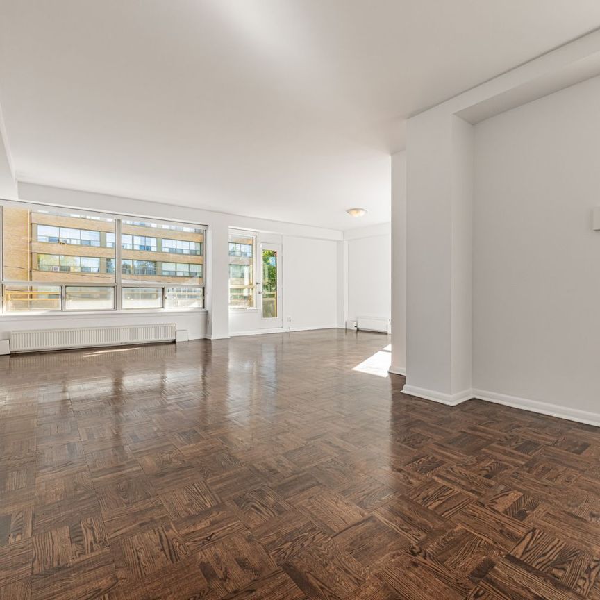 For Lease - 2500 Bathurst Street Unit# 105, Toronto, Ontario - Photo 1