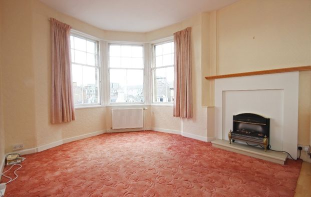 17 Canal Crescent - Photo 1