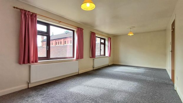 Victoria Road, Bentley, Doncaster - Photo 1