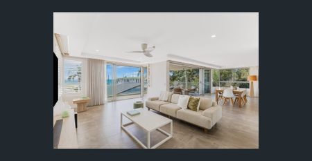 WHOLE FLOOR APRARTMENT IN BOUTIQUE BUILDING OF ONLY 3 - Photo 3