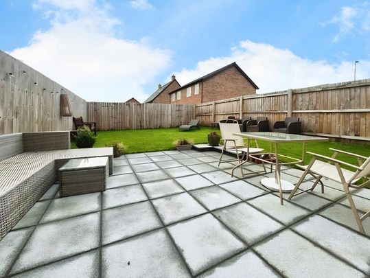 3 bedroom semi-detached house to rent - Photo 1