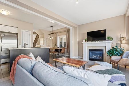 For Lease - 515 Winston Road, Grimsby, Ontario - Photo 2