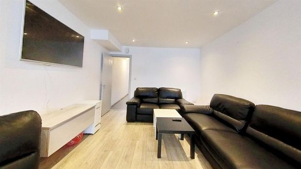 7 bedroom house to rent - Photo 1