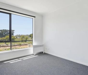 HOME FOR RENT IN BACCHUS MARSH - Photo 5