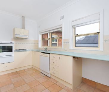 3 Bedroom Home with Large Backyard backing onto Reserve & Park - Photo 5