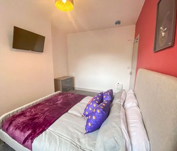 1 bedroom in a house share to rent - Photo 6