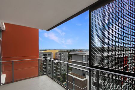 North Facing Bedroom with New Appliances and Floorboards! - Photo 2