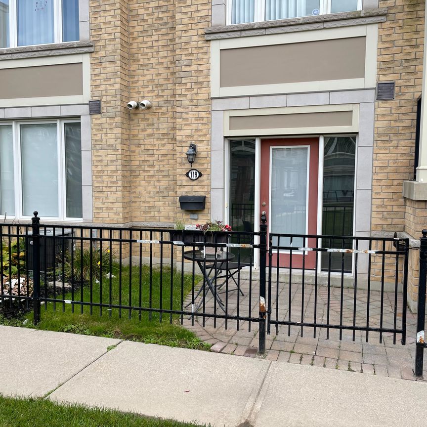 For Lease - 3050 ERIN CENTRE Boulevard Unit# 119, Mississauga, Ontario - Photo 1