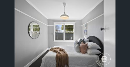 WELL PRESENTED TWO BEDROOM HOME WALKING DISTANCE TO AMENITIES - Photo 4