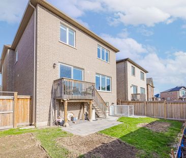 For Lease - 3158 Carding Mill Trail Unit# Upper, Oakville, Ontario - Photo 4