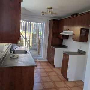 Grand 5 1/2, trés ensoleillé à Mcmasterville - Photo 2