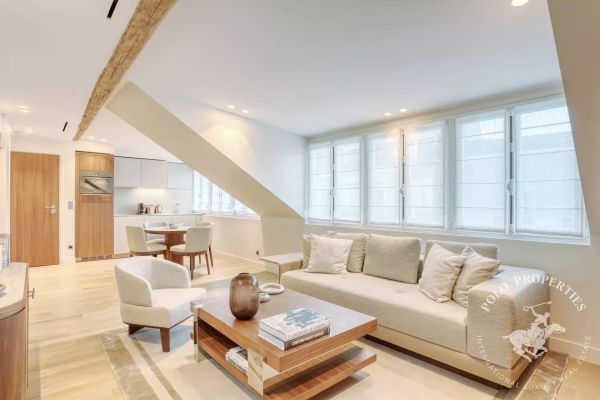 Appartement à louer à Paris 8Ème - Photo 1