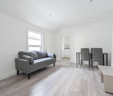 3 bedroom flat to rent - Photo 1