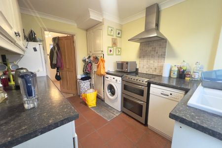 Durrants Path, CHESHAM - Photo 4