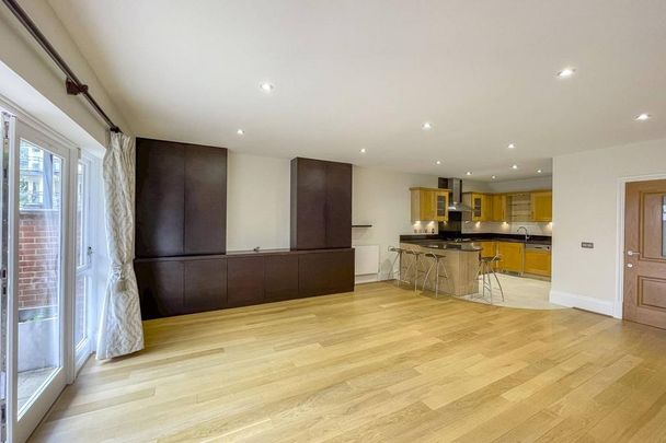 4 bedroom house to rent - Photo 1