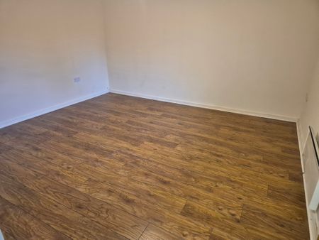 Bridge Lane, Frodsham - Photo 4