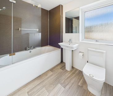 4 bedroom detached house to rent - Photo 1