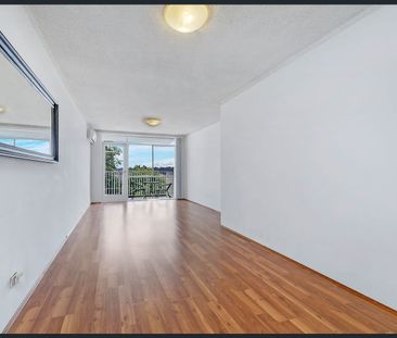 Light and Bright First Floor 2 Bedroom Unit with Lock Up Garage - Photo 5