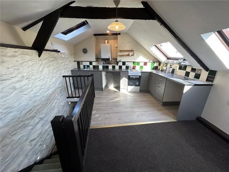 2 bedroom semi-detached house to rent - Photo 4