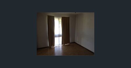 Delightful 3x1 Family Home - Photo 4