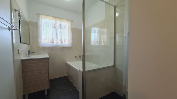 27 Frobisher Street, 4127, Springwood Qld - Photo 1