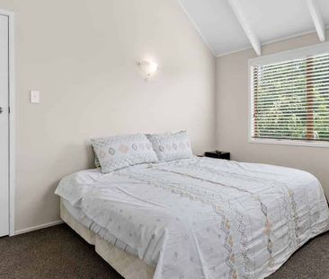 Three bedroom townhouse!! - Photo 4