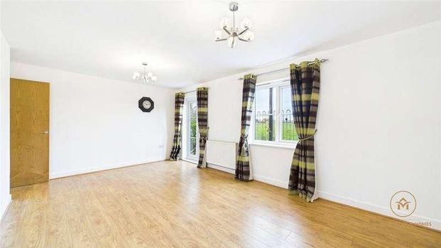 Oakside Court, Fencepeice Road, Ilford, Essex, IG6 - Photo 1