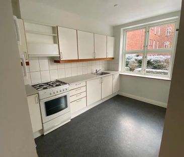 Indbydende 3-værelses lejlighed med altan i Vestbyen - Photo 6