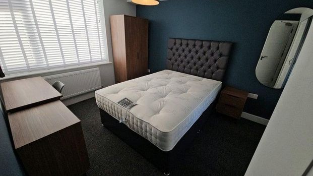 5 bedroom house share to rent - Photo 1