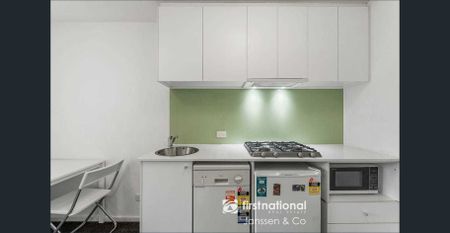 Modern, Fully Furnished One-Bedroom Apartment in the Heart of Box Hill! - Photo 4