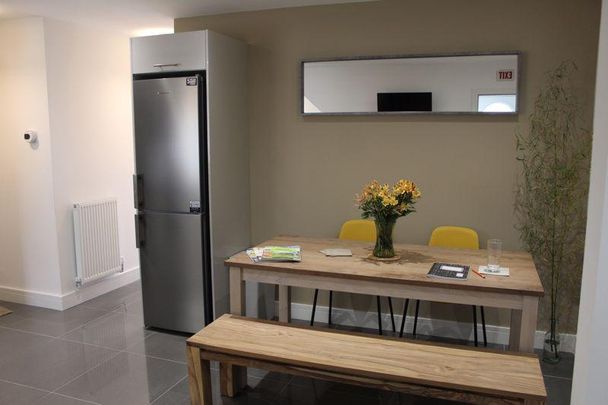 6 bedroom house of multiple occupation to rent - Photo 1