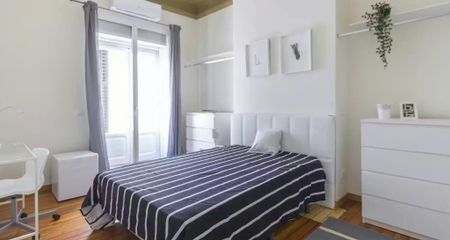 Calle de San Bernardo, Madrid, Community of Madrid 28015 - Photo 3