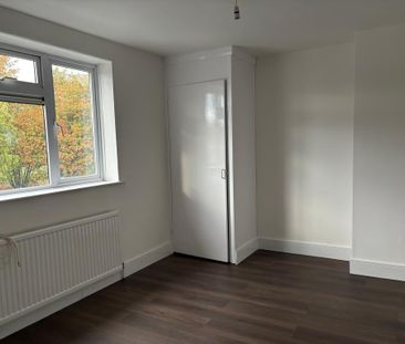 2 bedroom property to rent - Photo 1